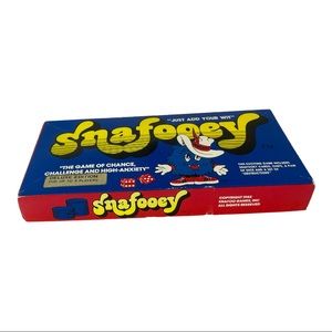 Vintage Snafooey game a fun & laughter card game by Peter Pan Playthings 1983